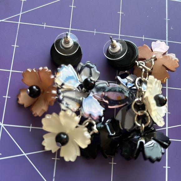 Vintage estate piece by R.J. Graziano chunky floral earthtone statement piece - Picture 10 of 11